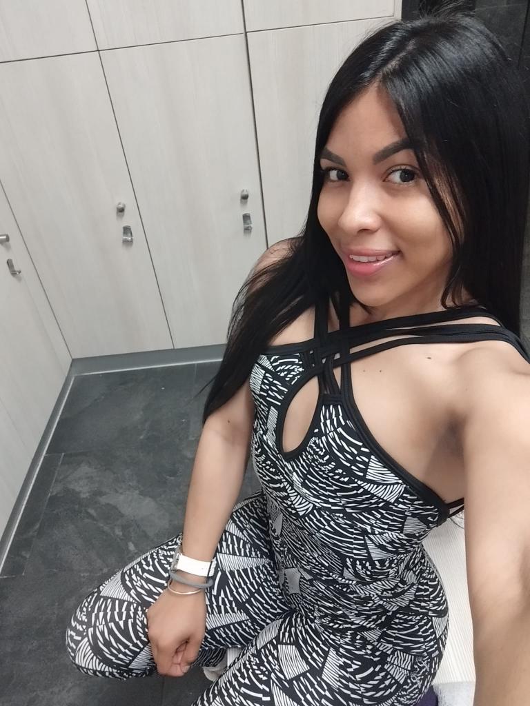 Chica busca chico en Granada: 