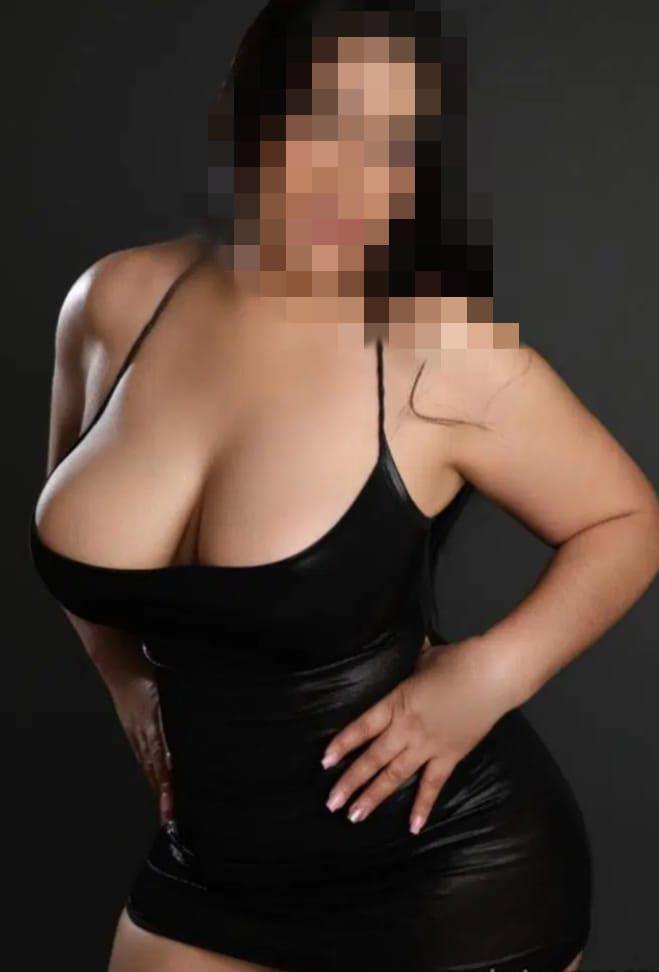 Chica busca chico en Cádiz: 