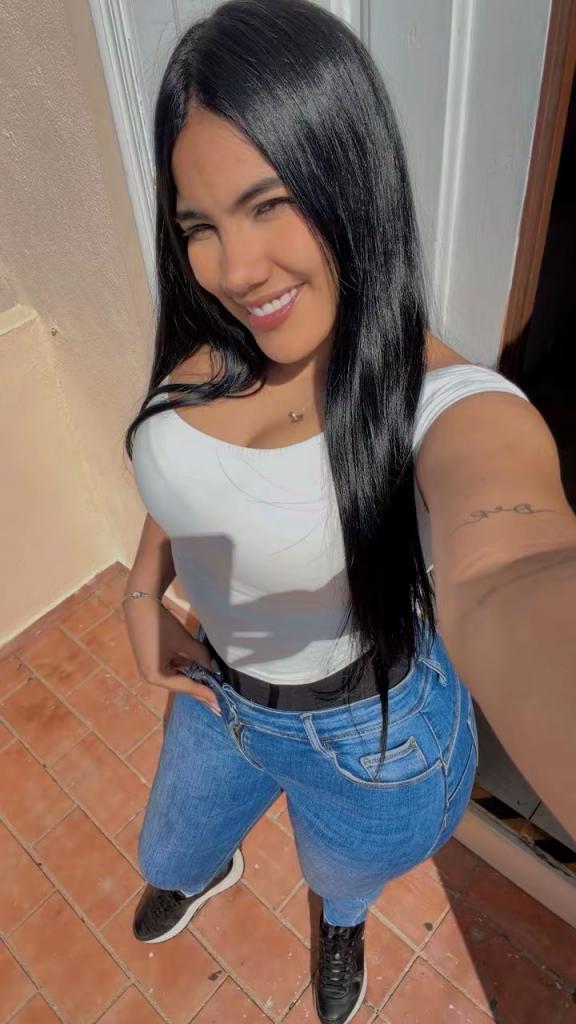 Chica busca chico en Cádiz: 