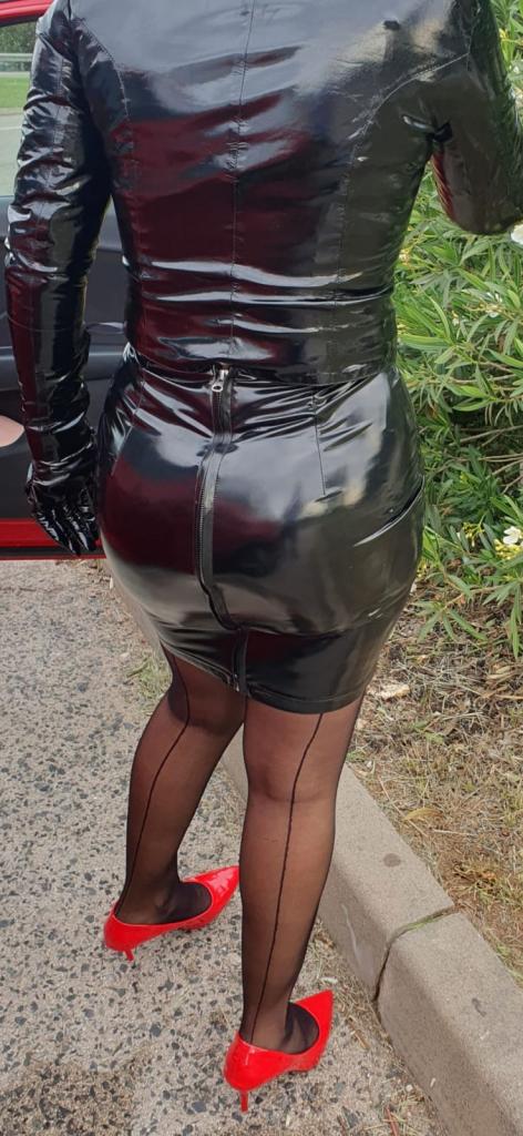 Chica busca chico en Barcelona: Chica busca chico