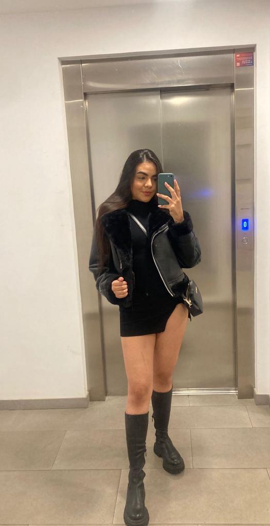 Chica busca chico en Almería: 