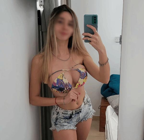 Chica busca chico en La Coruña: 