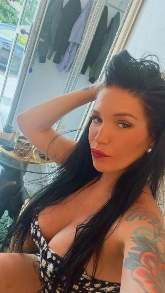 Chica busca chico en Cádiz: 