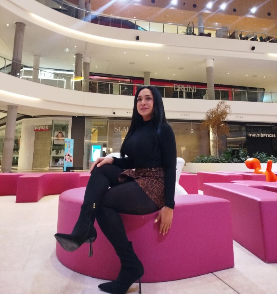 651876237: Transexual en La Coruña