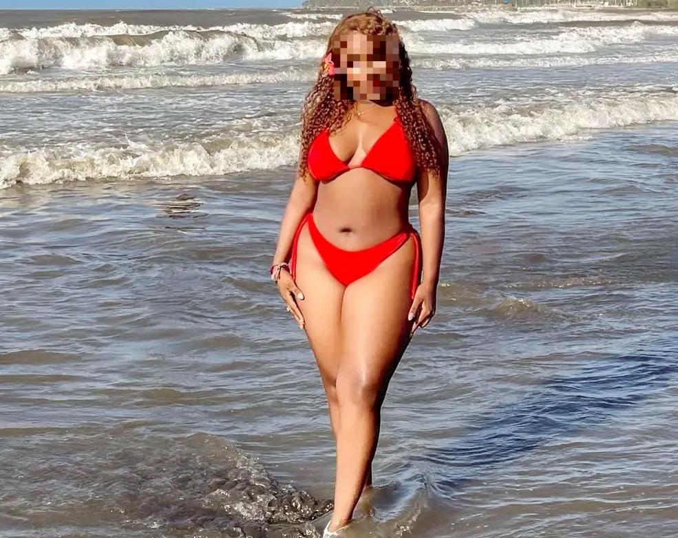 631180486: Chica busca chico en Málaga