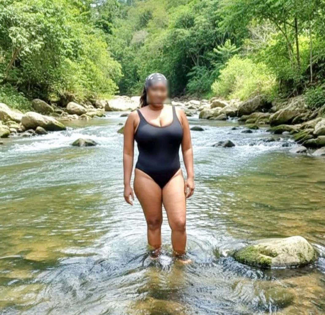 631180486: Chica busca chico en Málaga