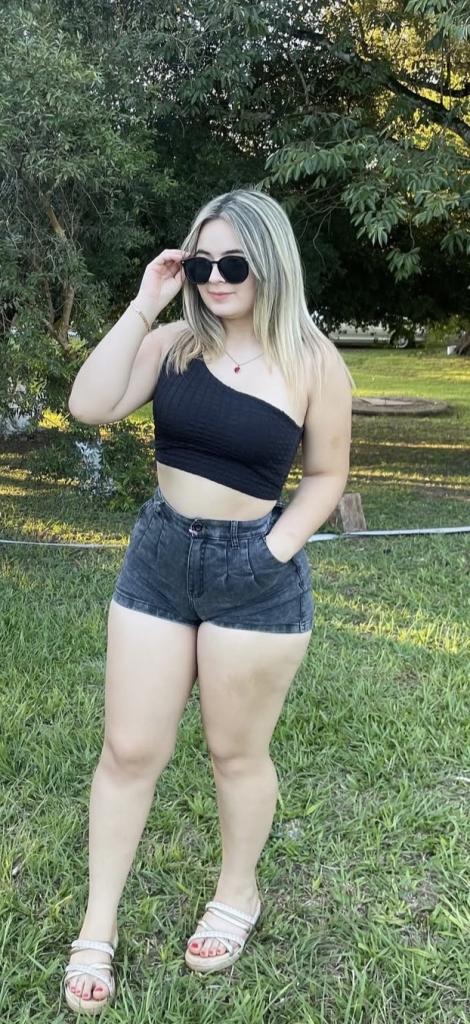 674929498: Chica busca chico en Madrid