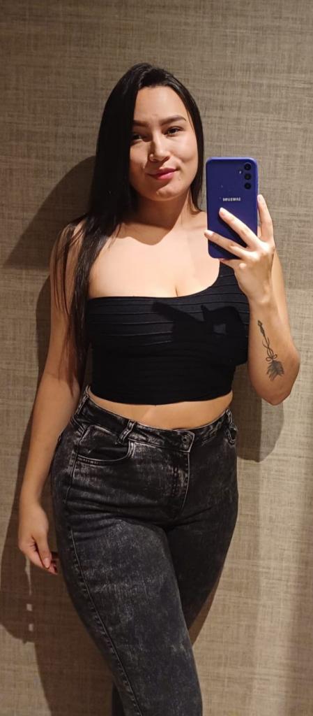 Chica busca chico en Tarragona: Chica busca chico