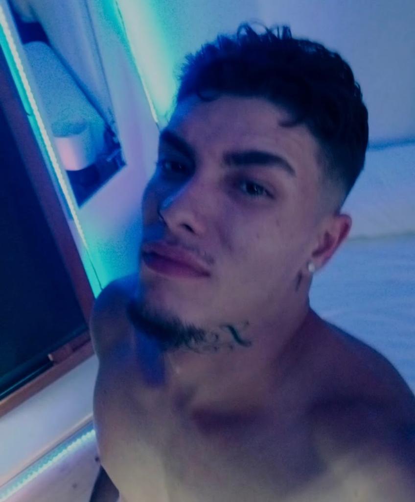 Chico busca chica en Barcelona: Chico busca chica