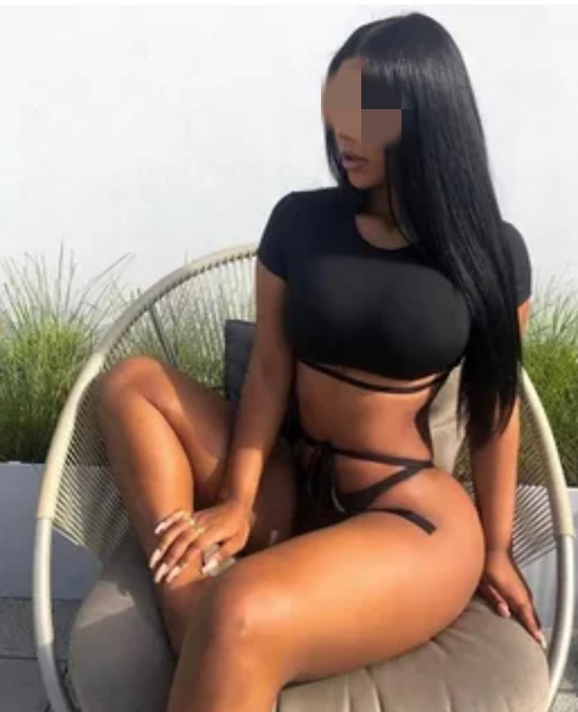 Chica busca chico en La Coruña: 