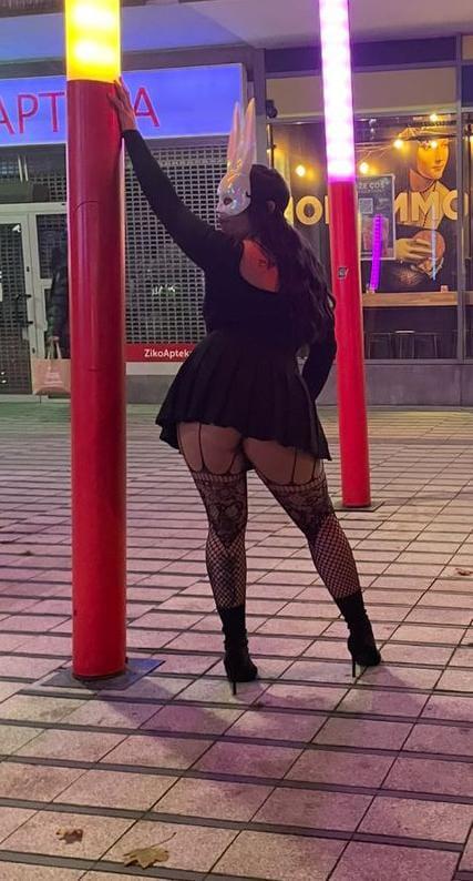 Chica busca chico en Madrid: 