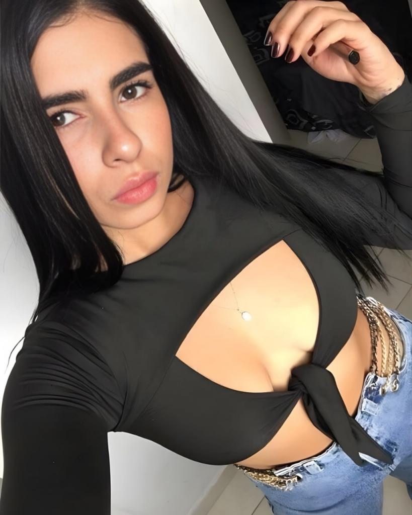 631184134: Chica busca chico en Mallorca