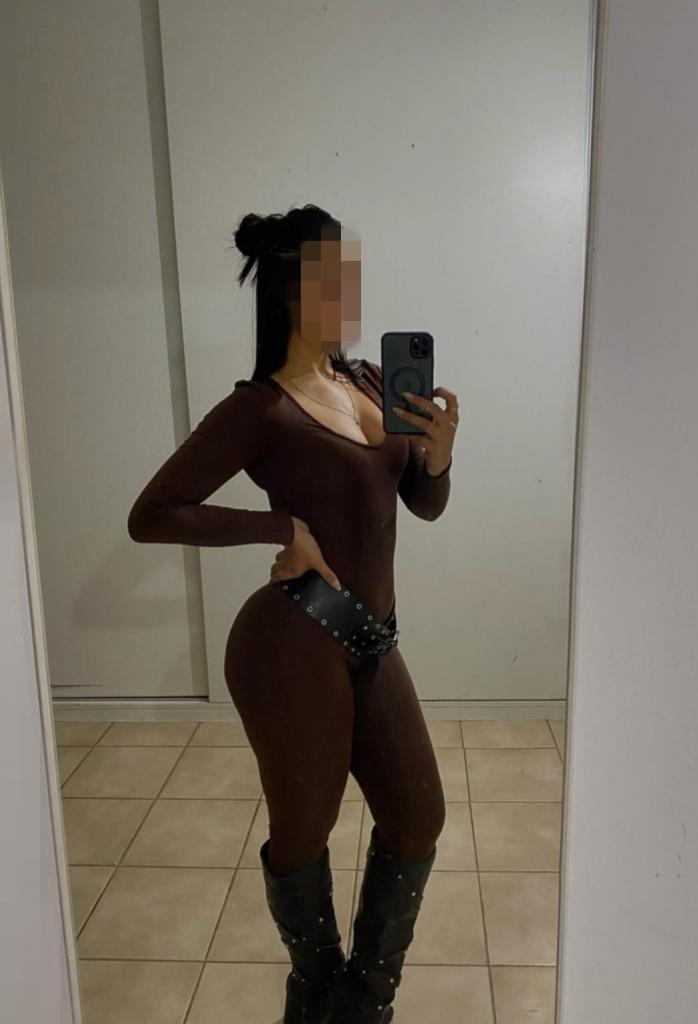631120058: Chica busca chico en Valencia