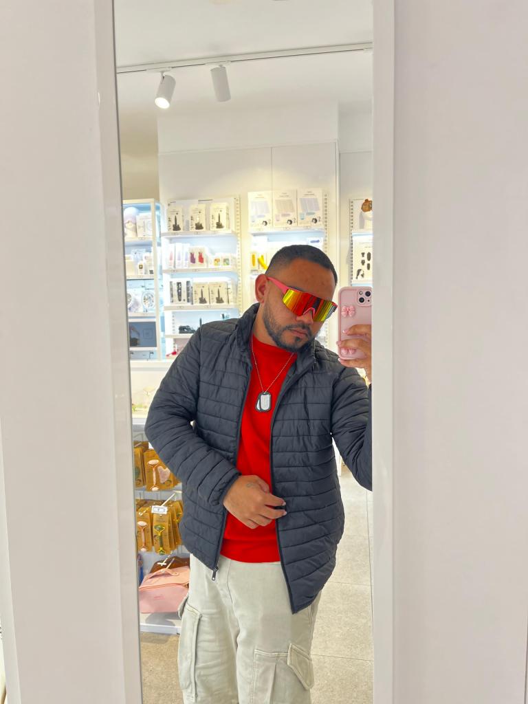 Chico busca chica en Murcia: 