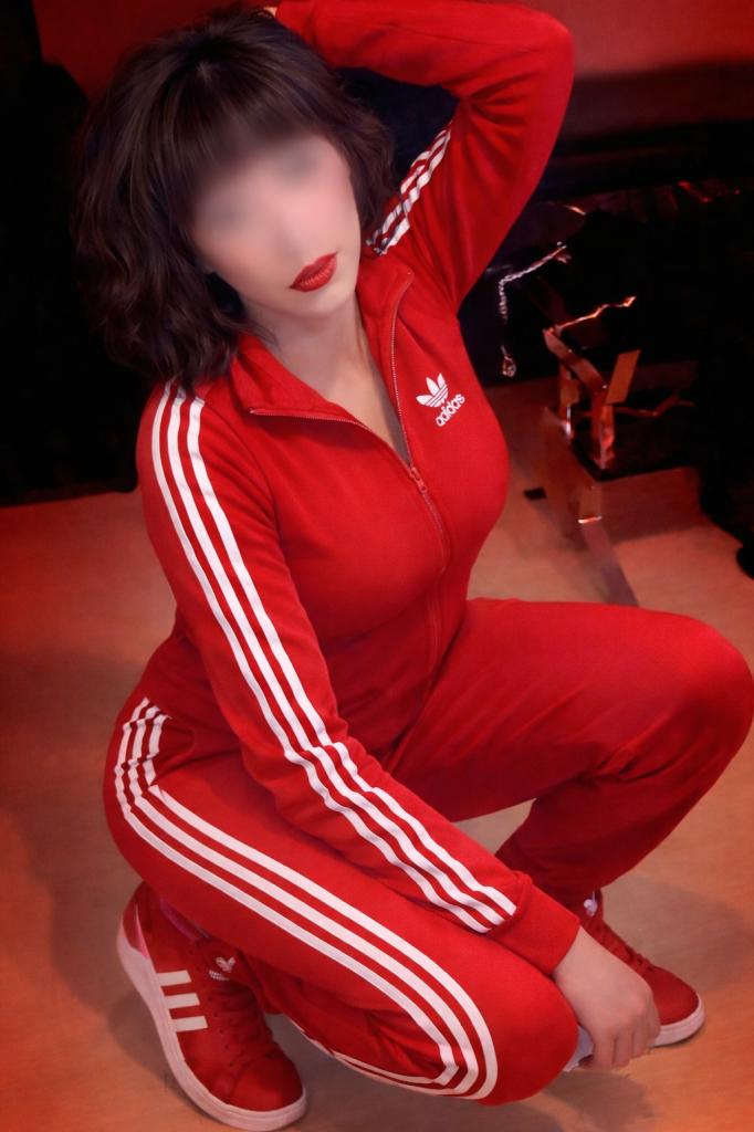 Chica busca chico en Granada: 