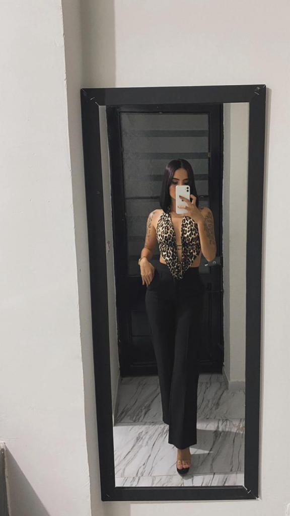 Chica busca chico en Almería: 