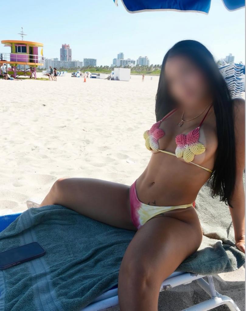 Chica busca chico en Las Palmas: Chica busca chico