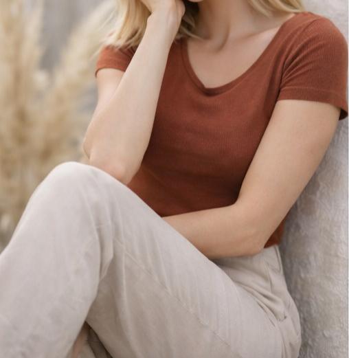 677680411: Chica busca chico en Tarragona