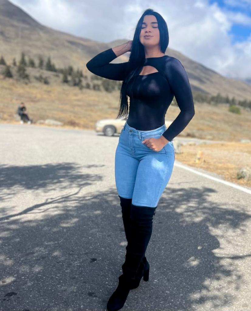 611354112: Chica busca chico en Salamanca