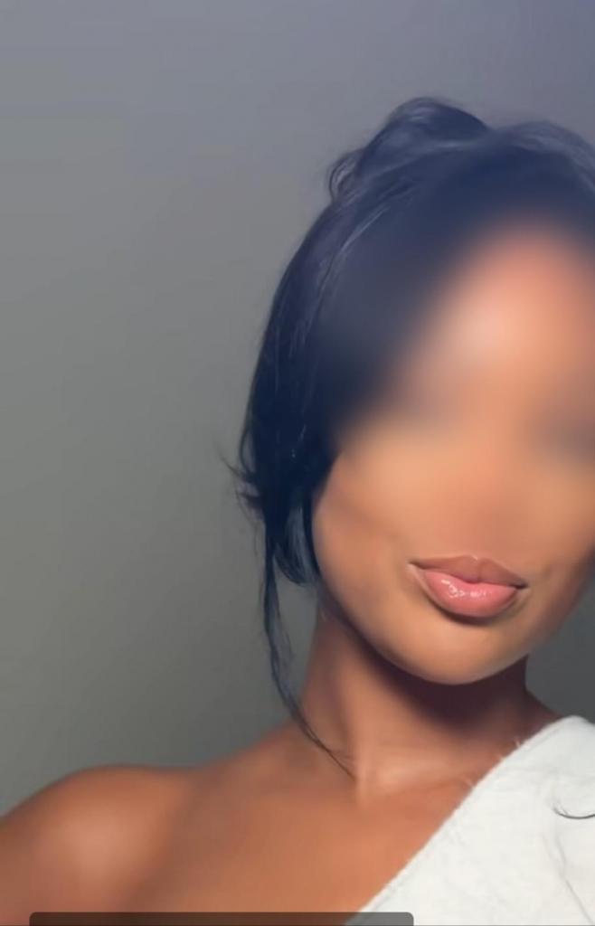 607825224: Chica busca chico en Asturias