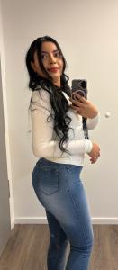 631961178: Chica busca chico en Tarragona