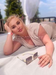 658503267: Chica busca chico en Barcelona