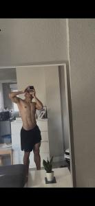 643559461: Chico busca chica en Madrid