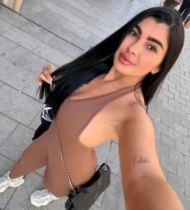 635758577: Chica busca chico en Huesca