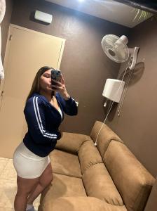 627726322: Chica busca chico en Ibiza