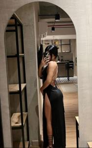 670237045: Chica busca chico en Madrid