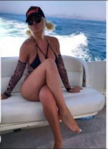 643861103: Chica busca chico en Tarragona