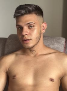 691726031: Chica busca chico en Granada