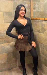 695772668: Chica busca chico en Málaga