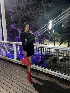 666883498: Chica busca chico en La Coruña