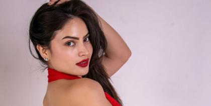 976901795: Chica busca chico en Zaragoza