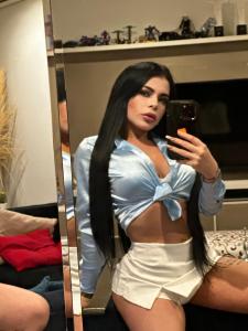 613391180: Chica busca chico en La Coruña