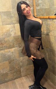 695772668: Chica busca chico en Málaga