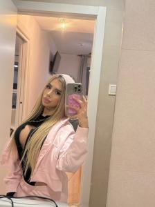 632200064: Chica busca chico en Málaga