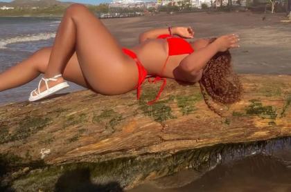 631180486: Chica busca chico en Málaga