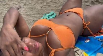 695484169: Chica busca chico en Cádiz