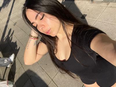 632398348: Chica busca chico en Barcelona