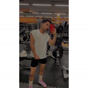 673436427: Chico busca chica en Almería