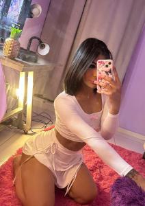 643868093: Transexual en Albacete