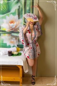 602556595: Chica busca chico en Sevilla