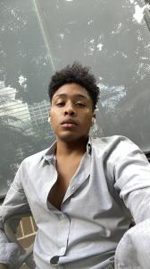 610803643: Chico busca chica en Madrid