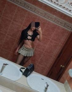 672117470: Chica busca chico en Málaga