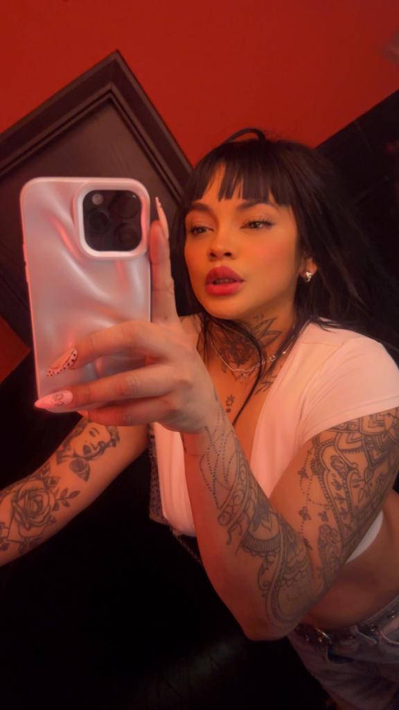 Chica busca chico en Orense: 