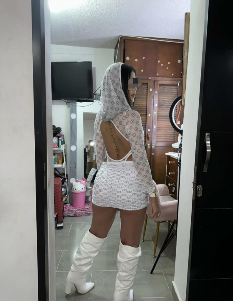 Chica busca chico en Cádiz: 