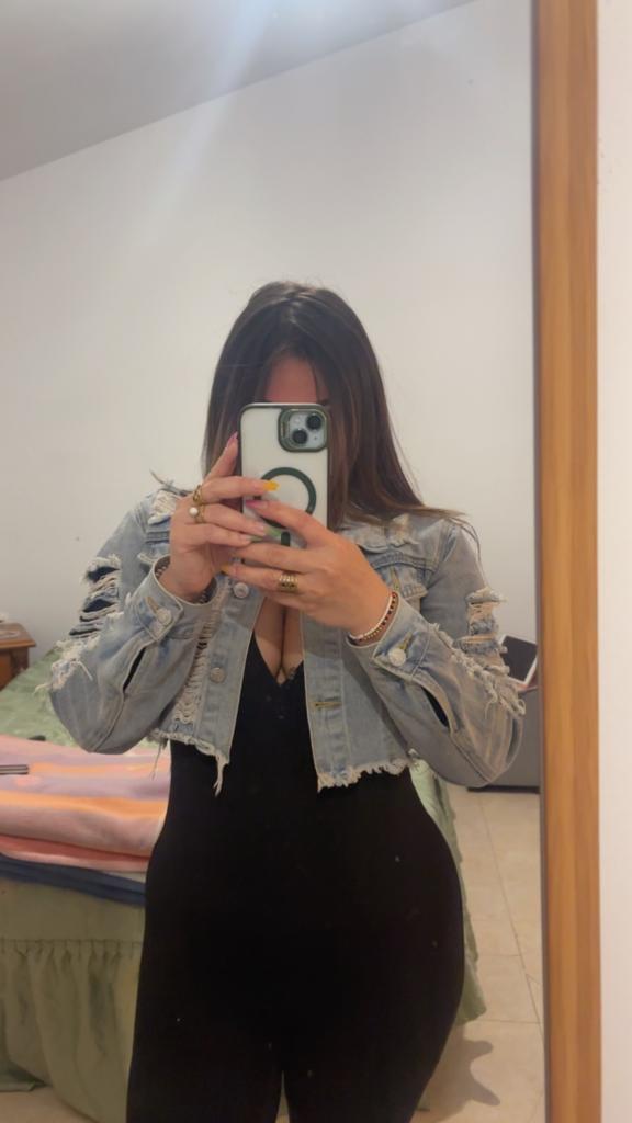 631000293: Chica busca chico en Cuenca