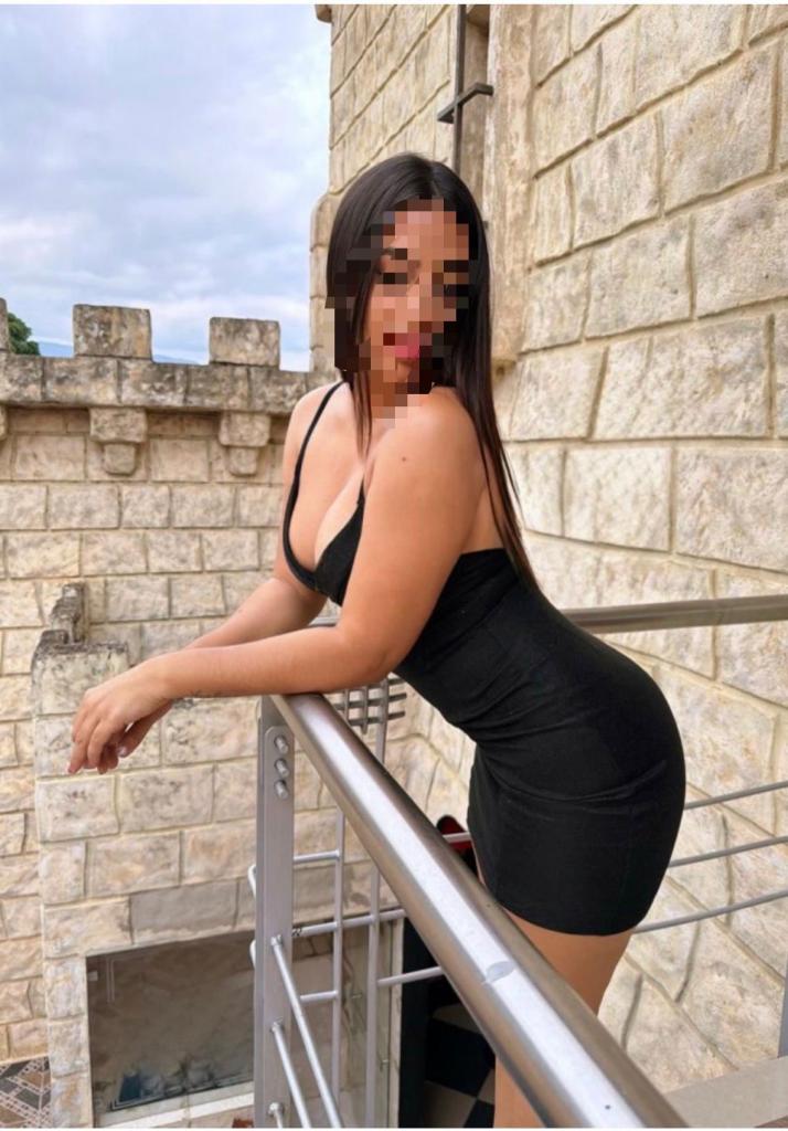 Chica busca chico en Teruel: 